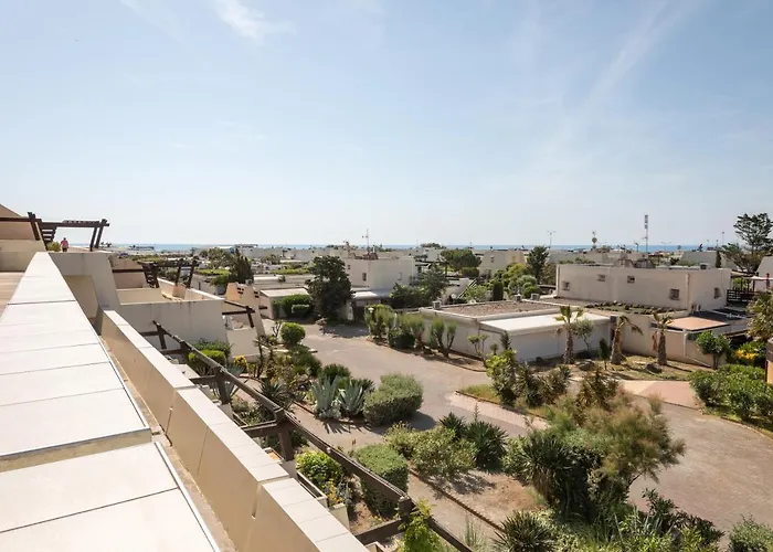 Emplacement N°1 Port Nature 4, Coursive Vue Mer, 2ème étage, Village Naturiste Agde